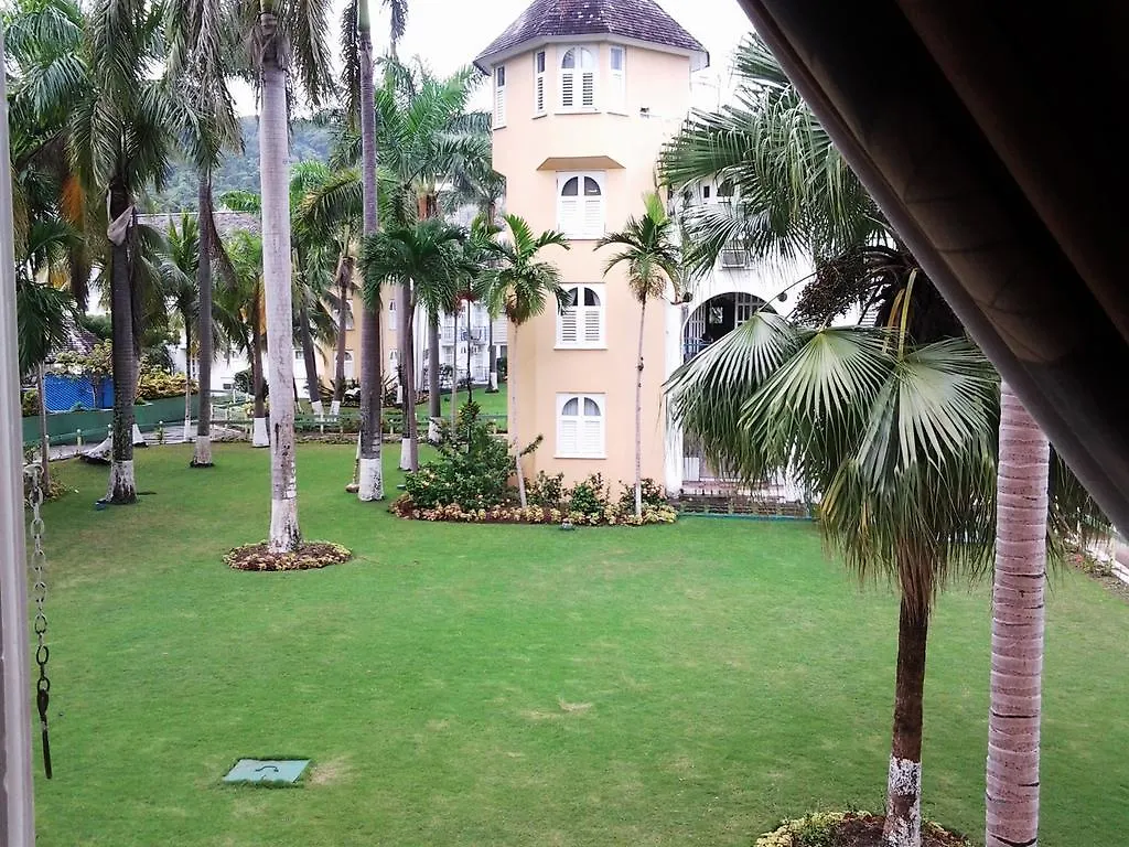Beach Castle At Sandcastles Ocho Rios