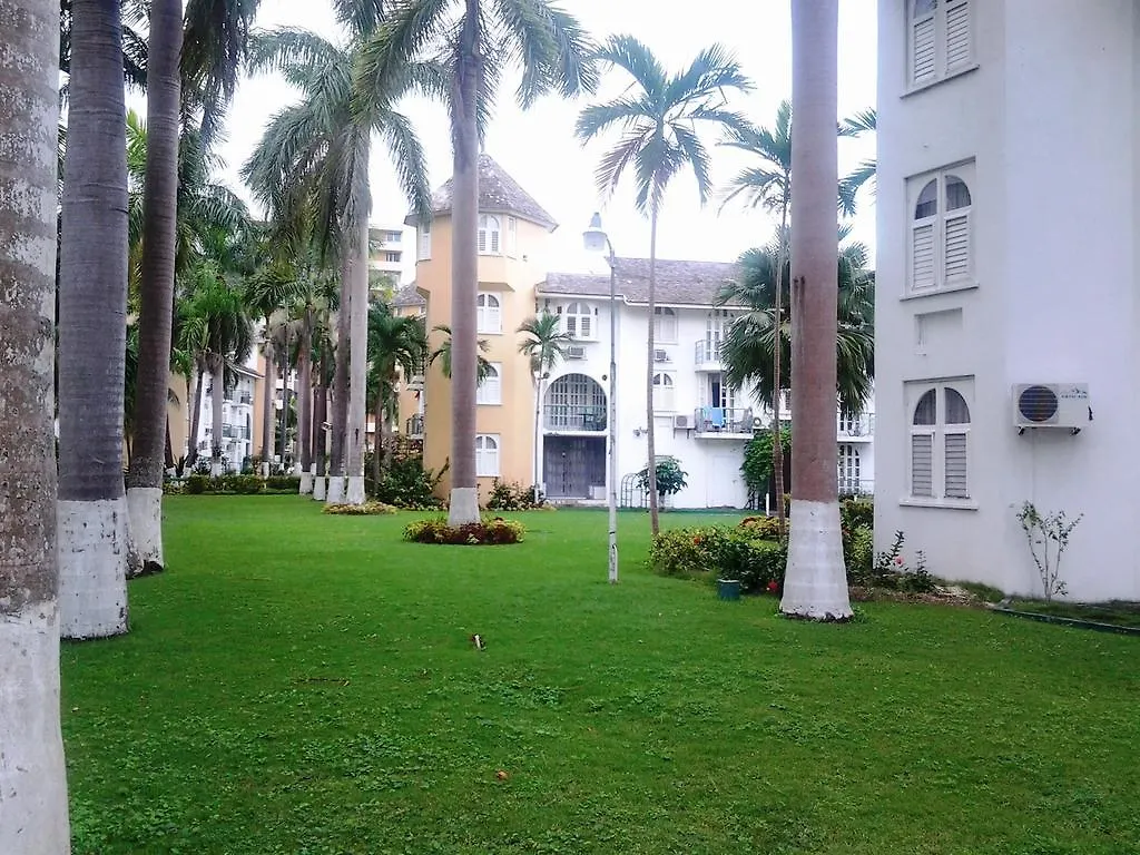 Beach Castle At Sandcastles Ocho Rios Resort