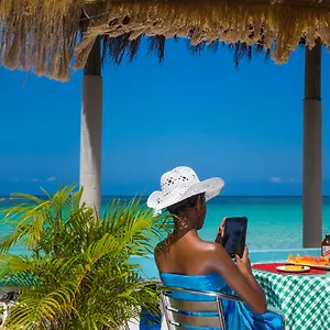 Legends Hotel Negril