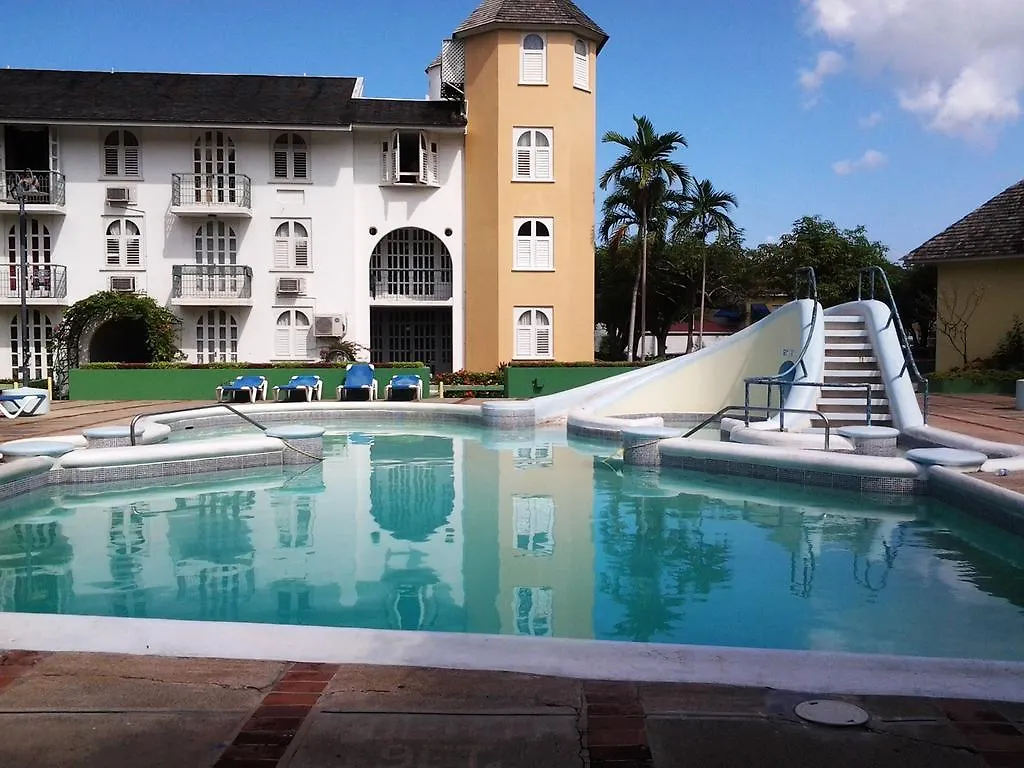 Beach Castle At Sandcastles Ocho Rios